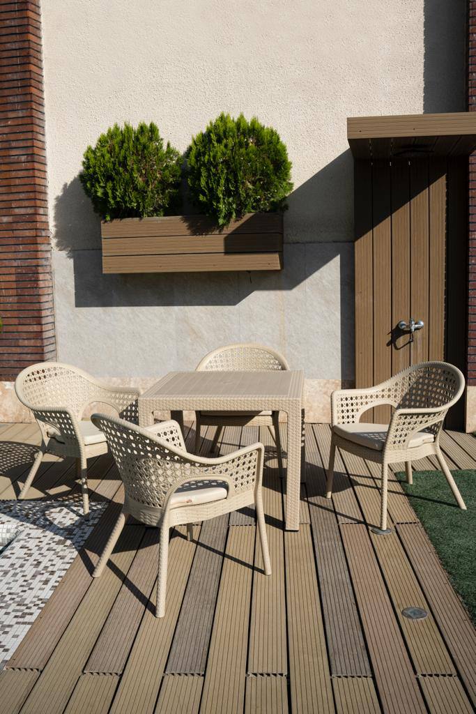 صندلی پلاستیکی شیک – انواع مدل ها و نکات مهم خرید