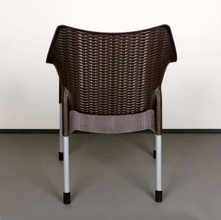 مزیت حمل آسان صندلی پلاستیکی