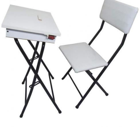 بررسی شکل انواع میز پلاستیکی