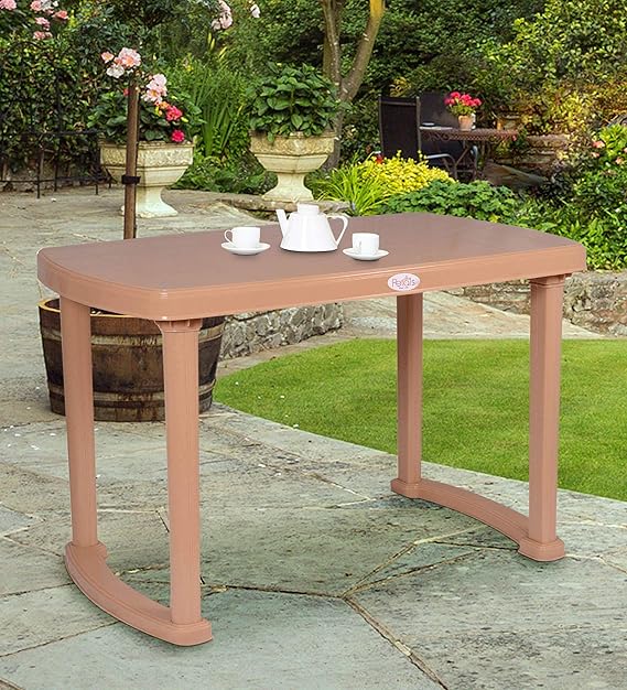 میز پلاستیکی رنگی مناسب بالکن، ویلا و محیط‌های باز