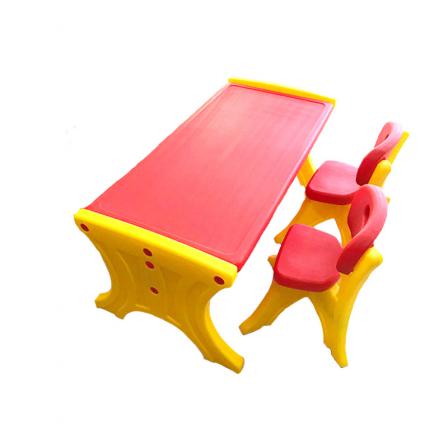 تولید انواع میز پلاستیکی در قزوین