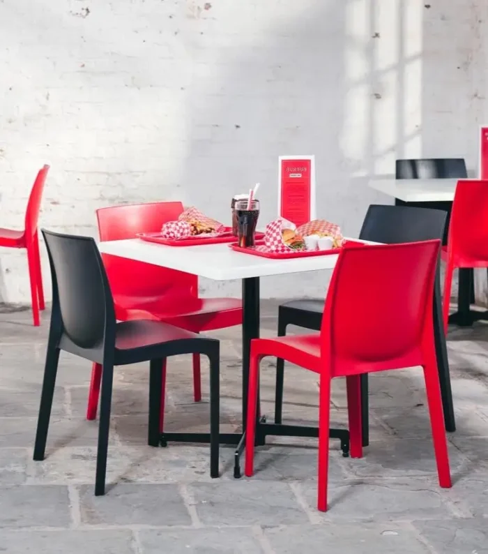 بهترین تولید کننده صندلی پلاستیکی رنگی