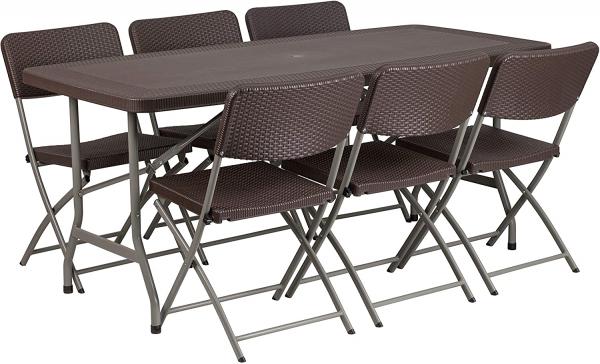 آشنایی با انواع میز صندلی پلاستیکی حصیری