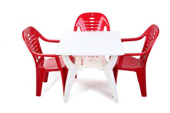 با انواع صندلی پلاستیکی آشنا شوید