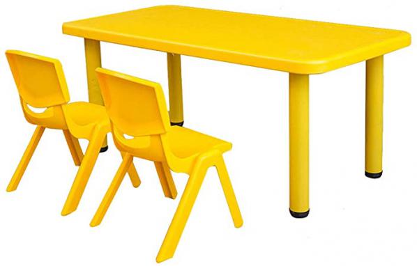 نکاتی درباره انتخاب انواع میز پلاستیکی