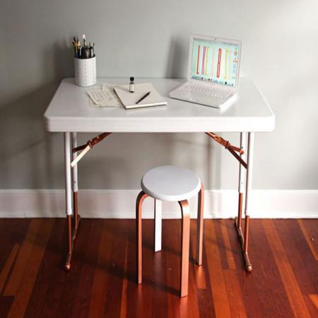 آشنایی با انواع میز پلاستیکی