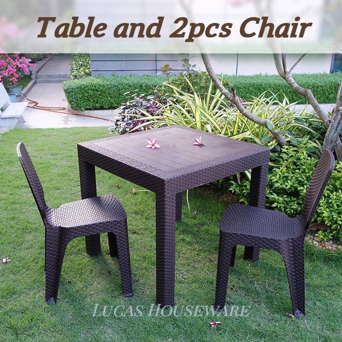 فروش انواع میز پلاستیکی حصیری