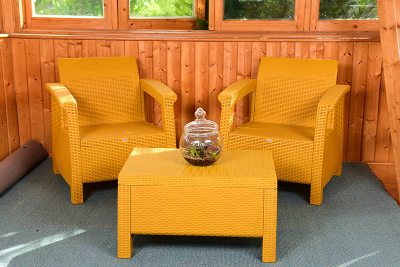 خرید انواع میز صندلی پلاستیکی حصیری