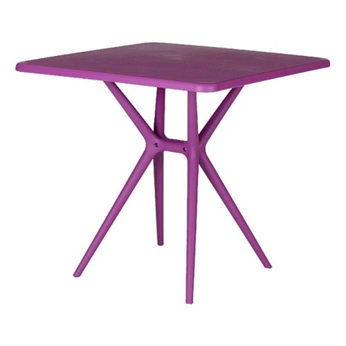 نمای نزدیک میز پلاستیکی غذاخوری با کیفیت بالا و دوام زیاد