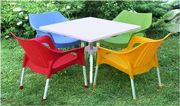 میز پلاستیکی پایه فلزی: کاربرد، مزایا و خرید به‌صرفه