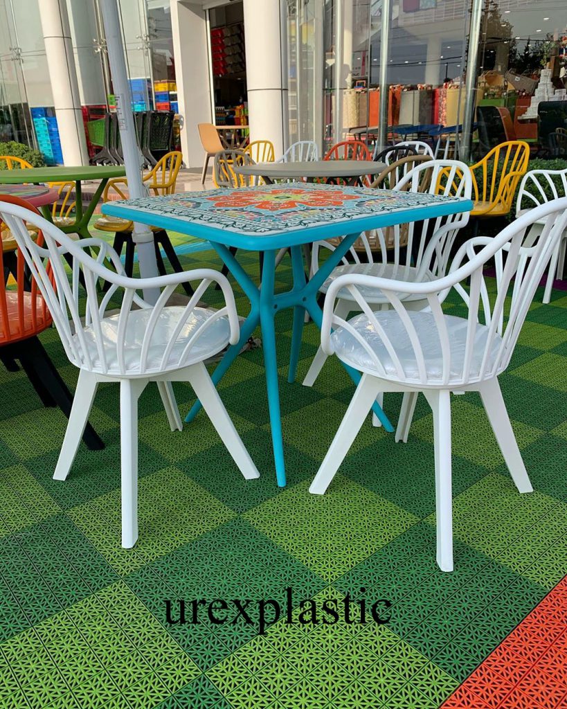 بهترین صندلی پلاستیکی بابل