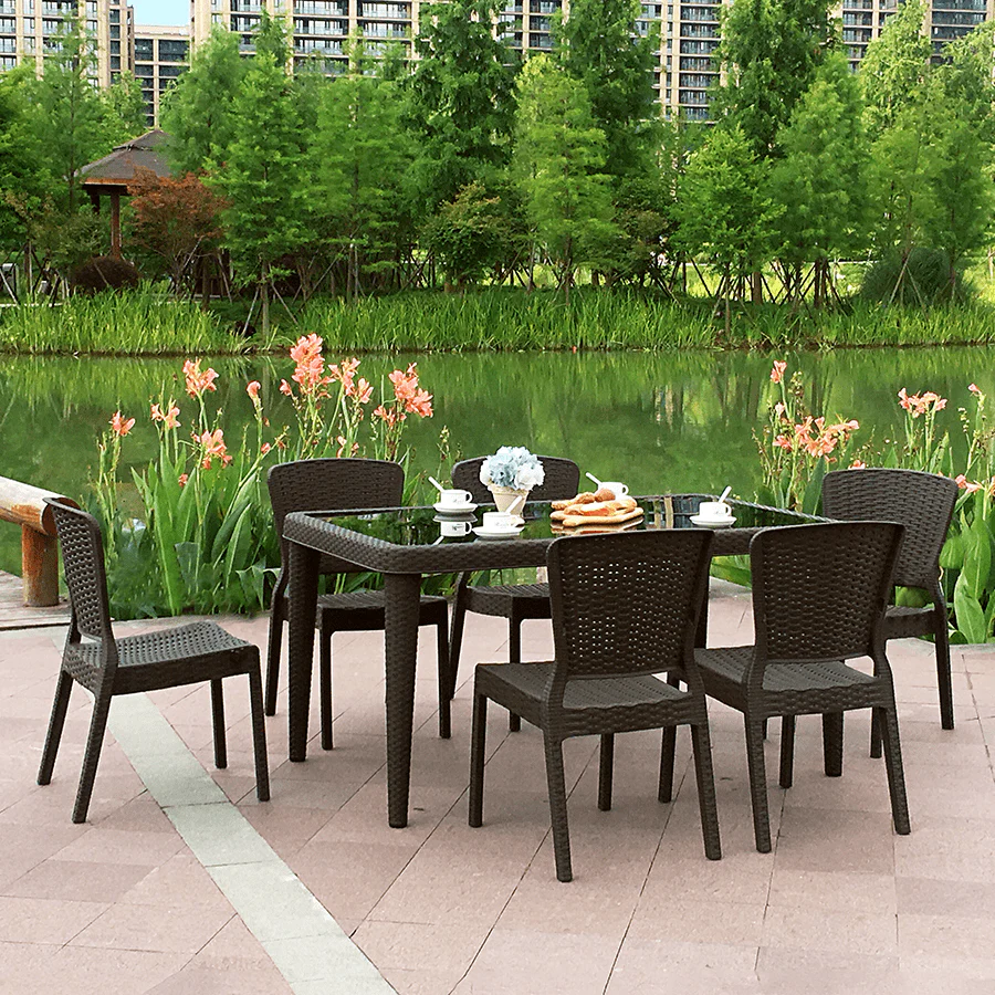 میز صندلی پلاستیکی جدید: راهنمای کامل و قیمت روز با بهترین مدل‌ها