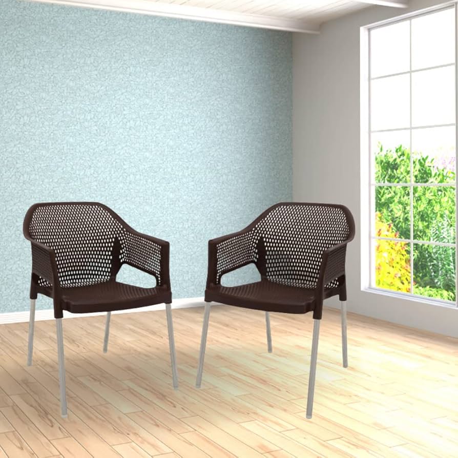 صندلی پلاستیکی در کرج برای استفاده خانگی و تجاری