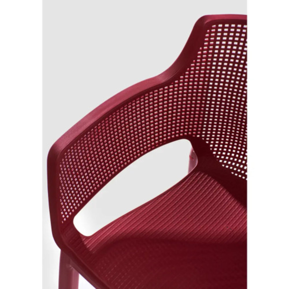 نمای نزدیک بافت صندلی پلاستیکی حصیری با متریال مقاوم