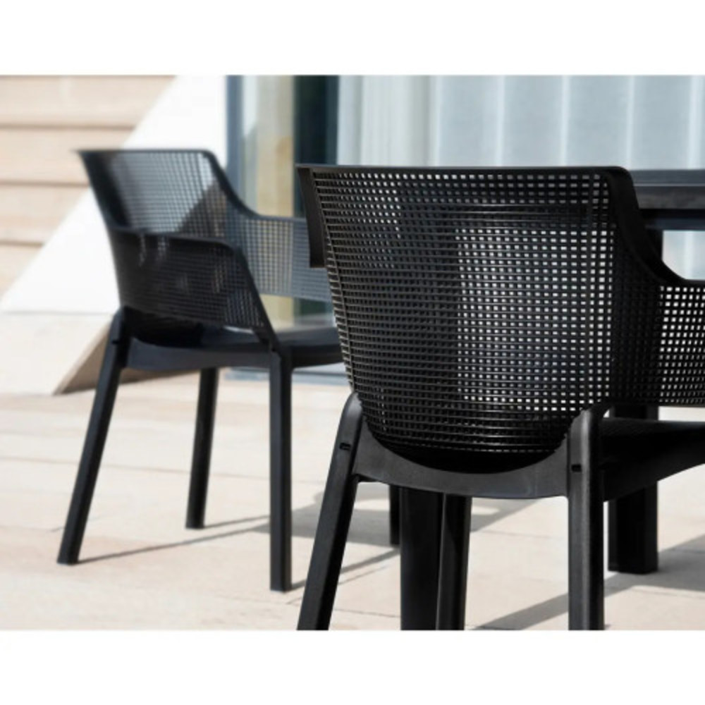 صندلی پلاستیکی مقاوم مناسب استفاده منزل و فضای باز در تبریز